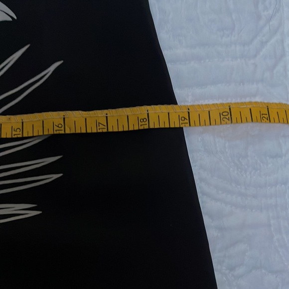 Vintage late 70s This dress floats on the body super sexy like wearing NOTHING! - Picture 8 of 10